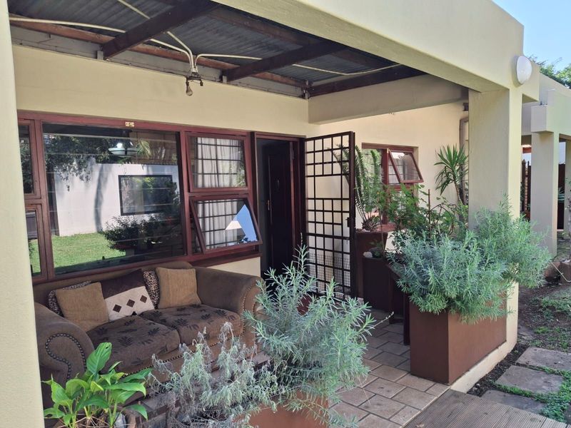 House For Sale in Capital Park - Photo 2