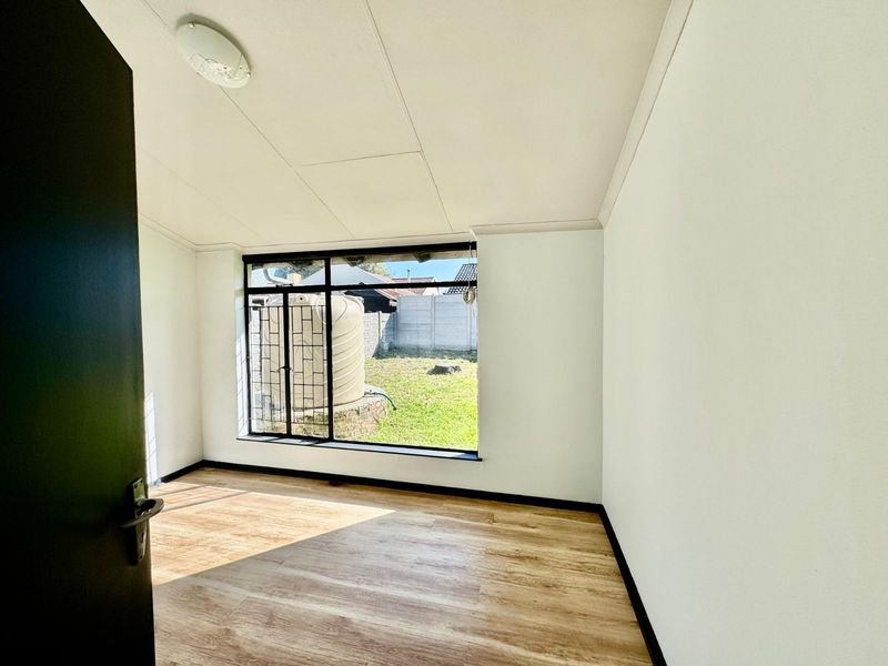 House For Sale in Secunda Central - Photo 9