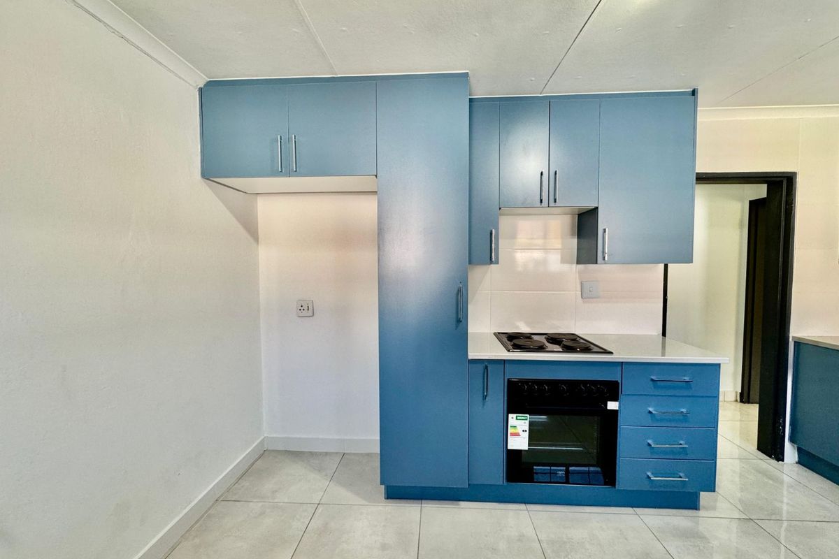 House For Sale in Secunda Central - Photo 4