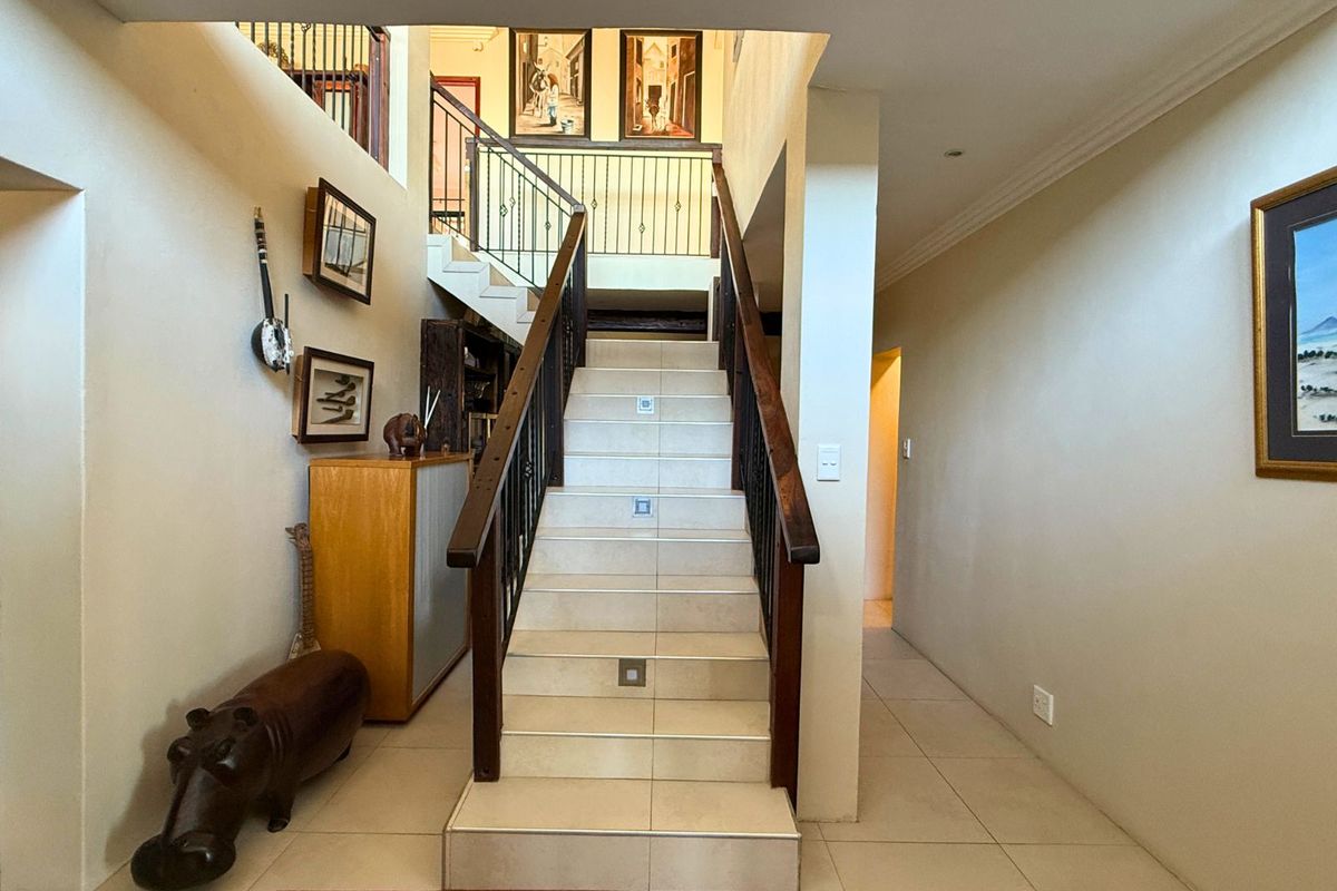 House For Sale in Franskraal - Photo 3