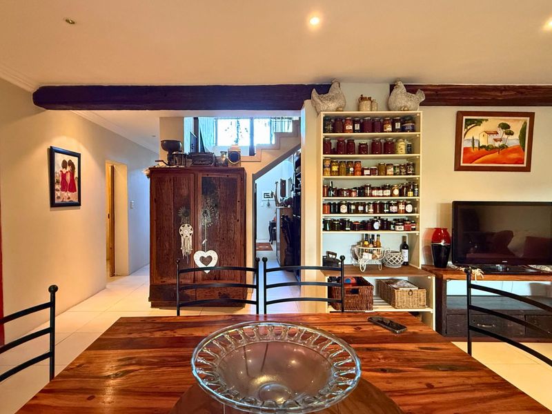 House For Sale in Franskraal - Photo 10