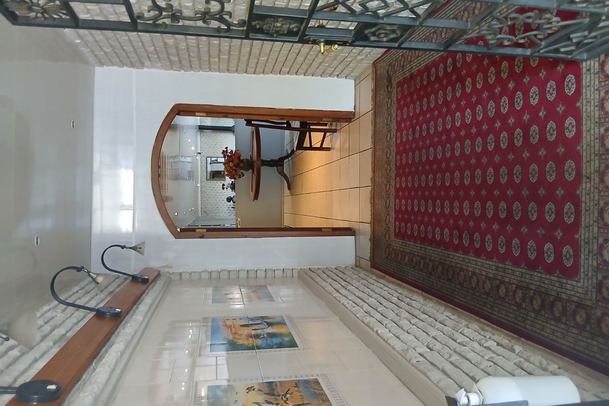 House For Sale in Pretoria North - Photo 2