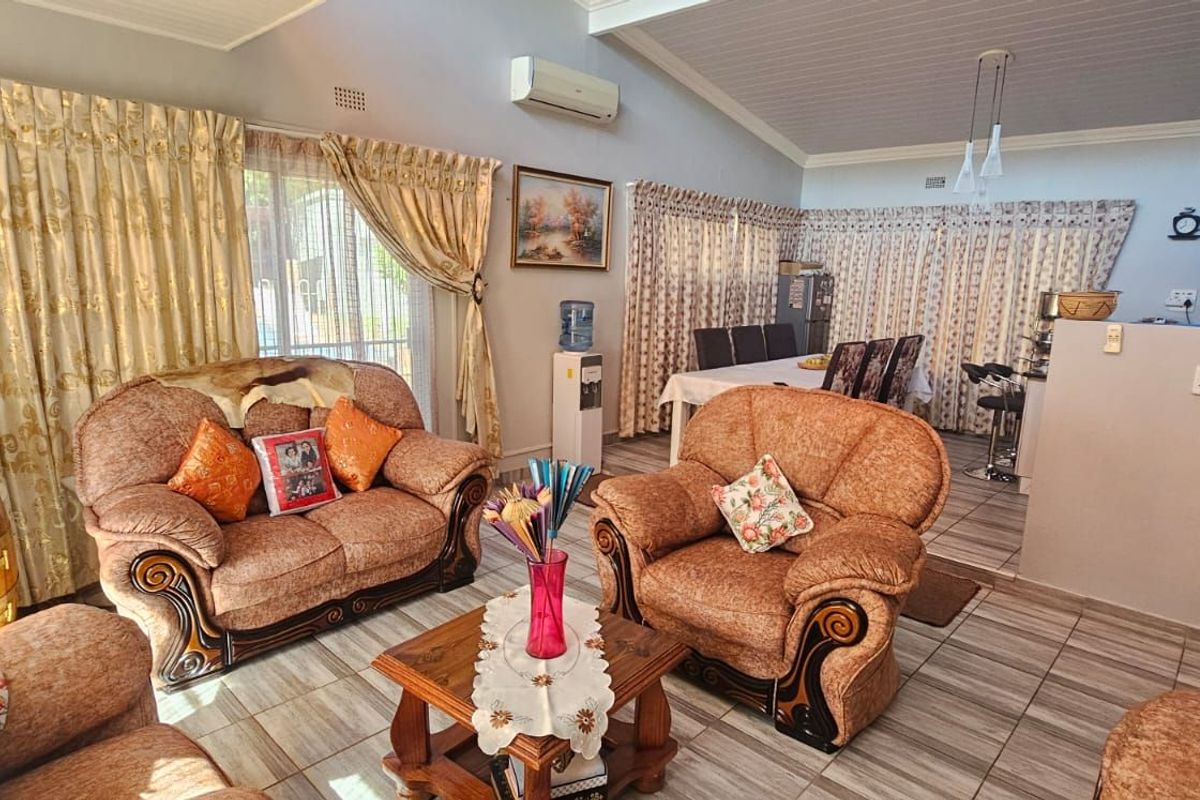 House For Sale in Hadison Park - Photo 3