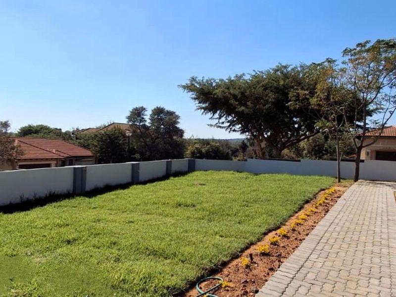 House For Sale in Pebble Rock Golf Village - Photo 10