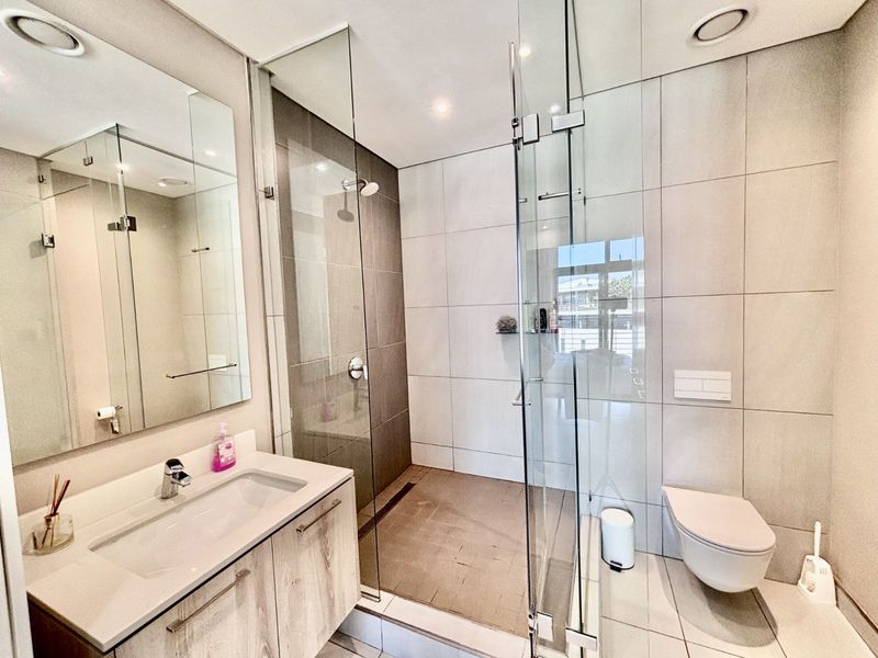 Apartment For Sale in Menlyn - Photo 6