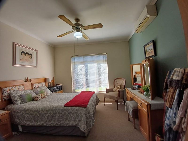 Townhouse For Sale in Flamwood - Photo 10