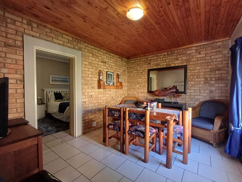 Guest House For Sale in Wilkoppies - Photo 5