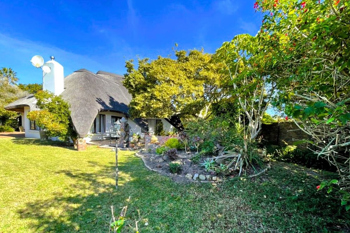 House For Sale in The Island - Photo 3