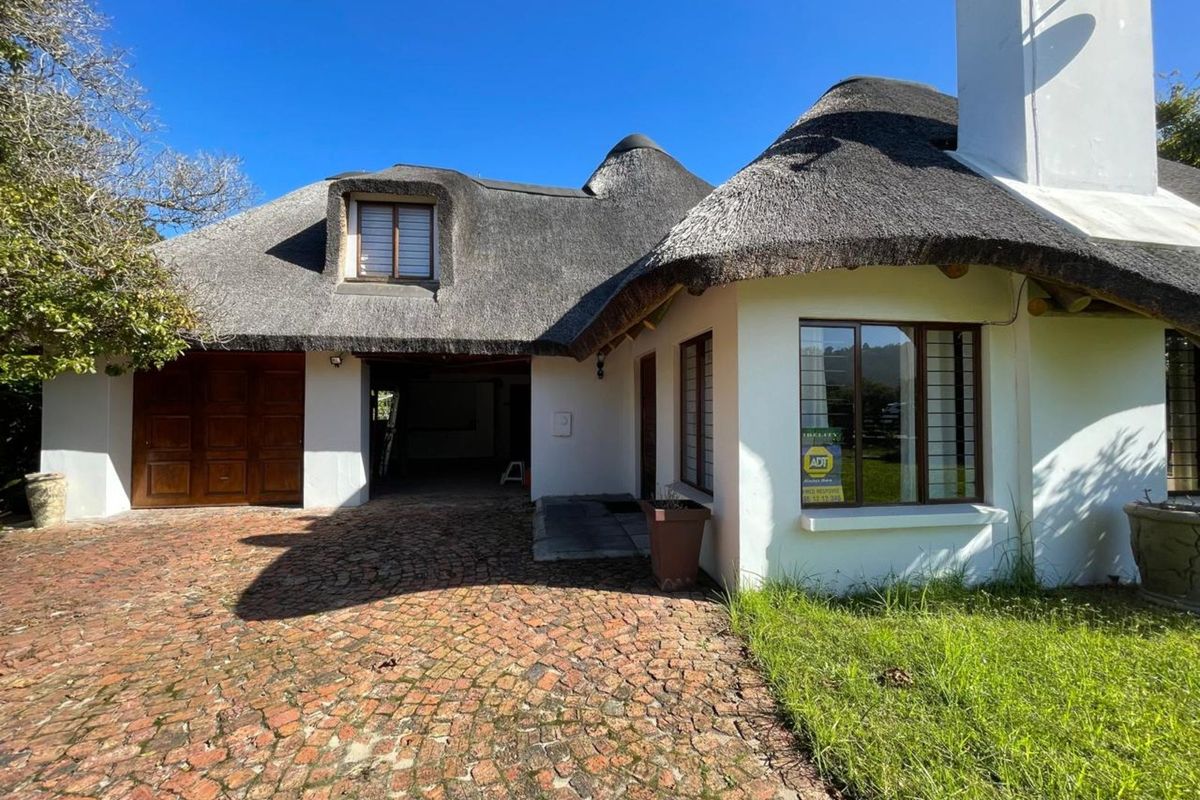 House For Sale in The Island - Photo 5