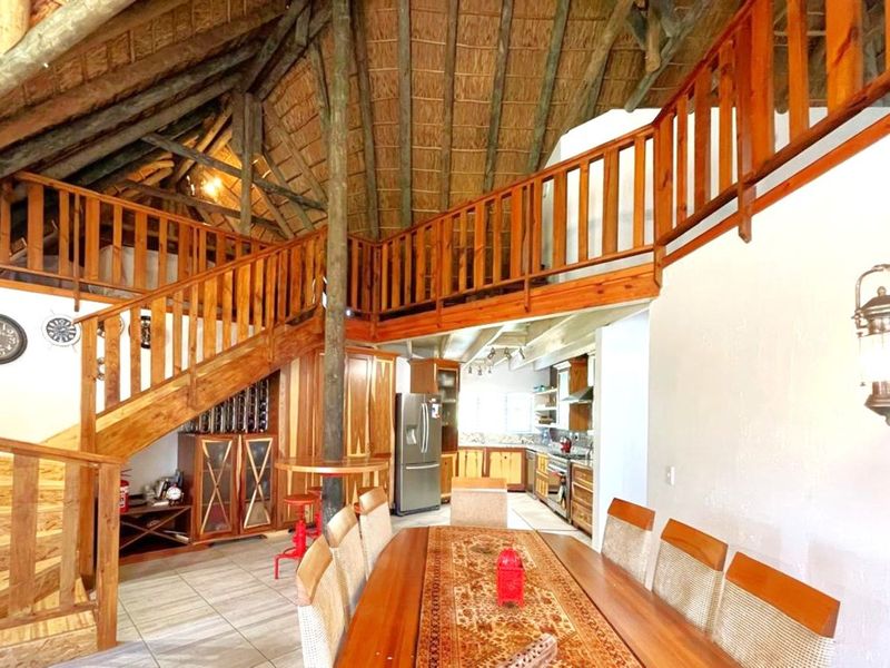 House For Sale in The Island - Photo 10