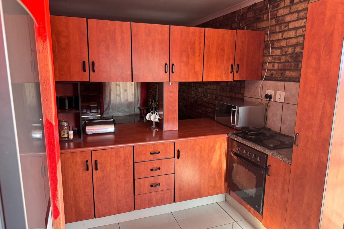 House For Sale in Leopards Bush - Photo 3