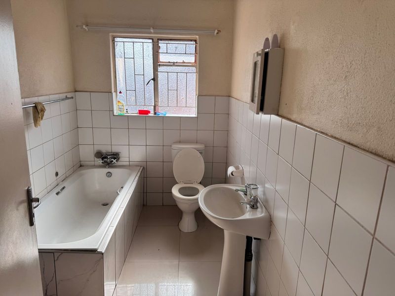 House For Sale in Leopards Bush - Photo 7