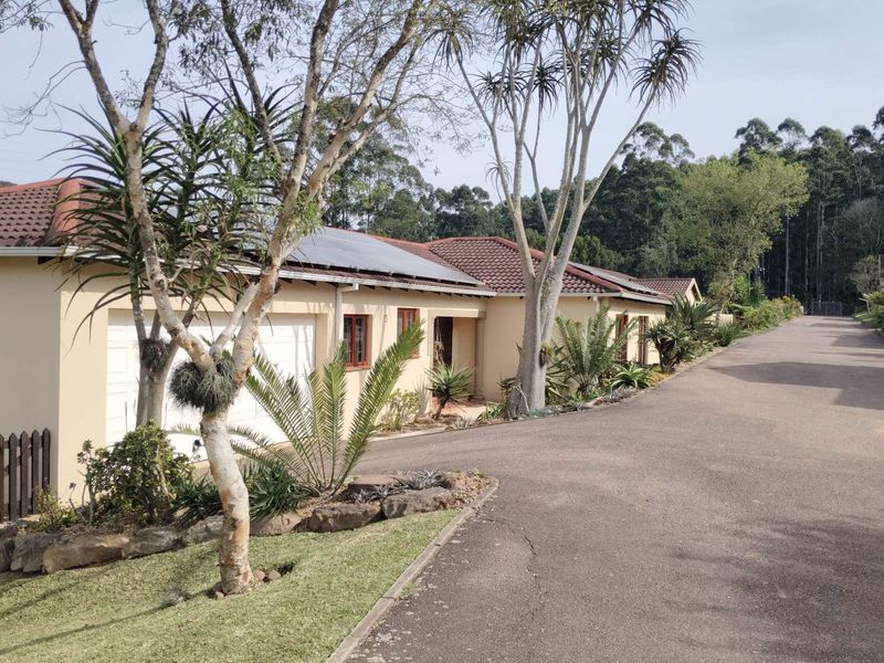 Townhouse For Sale in Gillitts - Photo 6