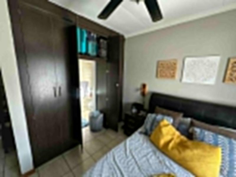 Townhouse For Sale in Terra Nova - Photo 9