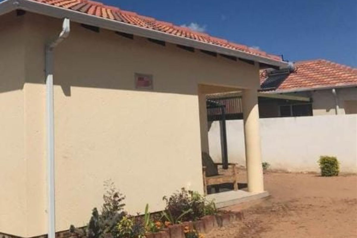 House For Sale in Southern Gateway - Photo 2