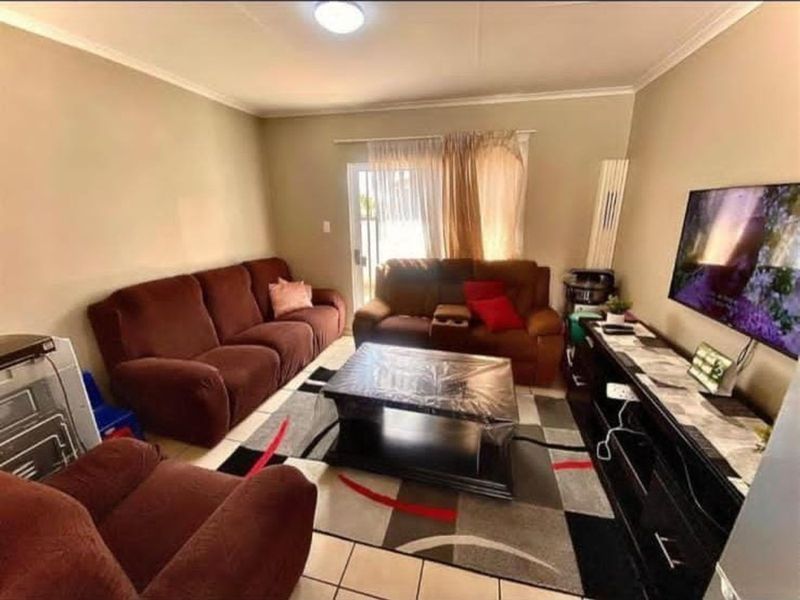 House For Sale in Southern Gateway - Photo 4