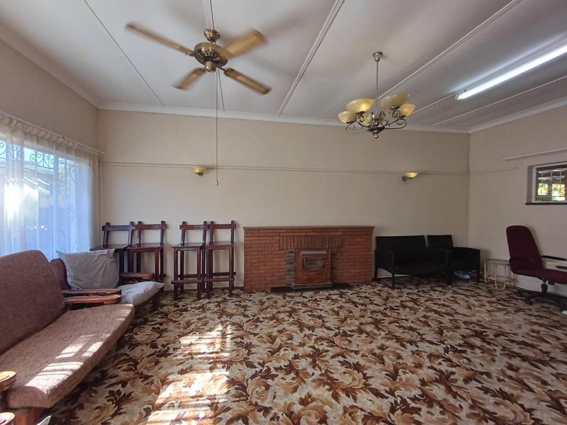 House For Sale in Wilkoppies - Photo 4