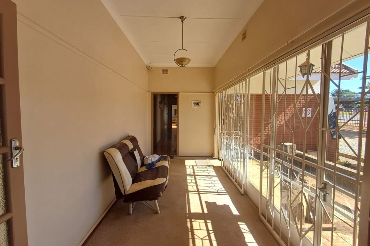 House For Sale in Wilkoppies - Photo 3