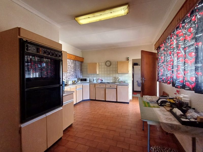 House For Sale in Meiringspark Ext 6 - Photo 5