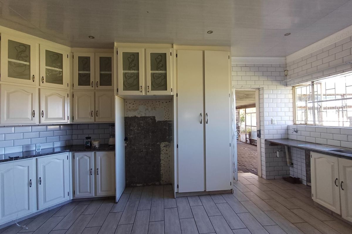 House For Sale in Meiringspark - Photo 5