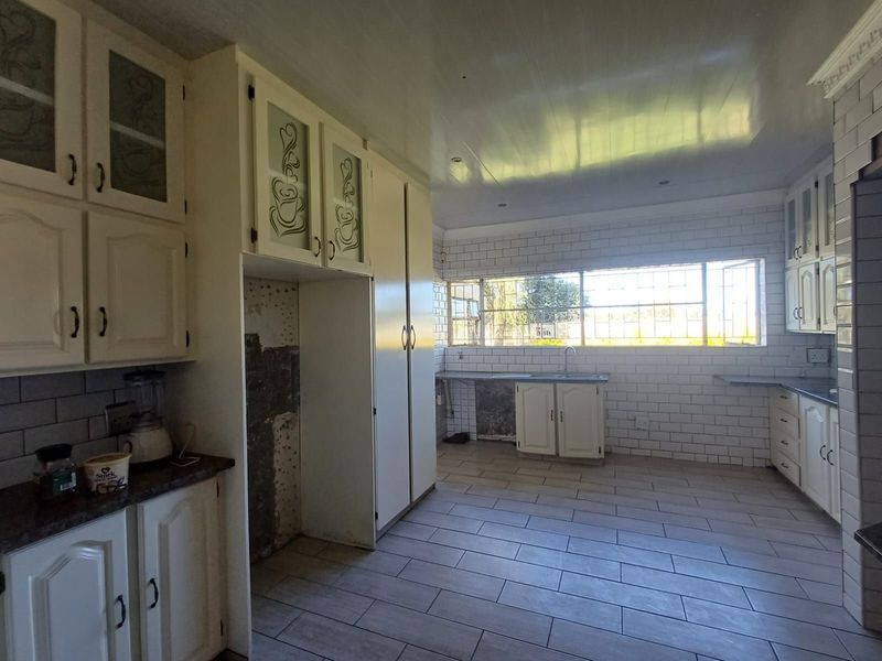 House For Sale in Meiringspark - Photo 4
