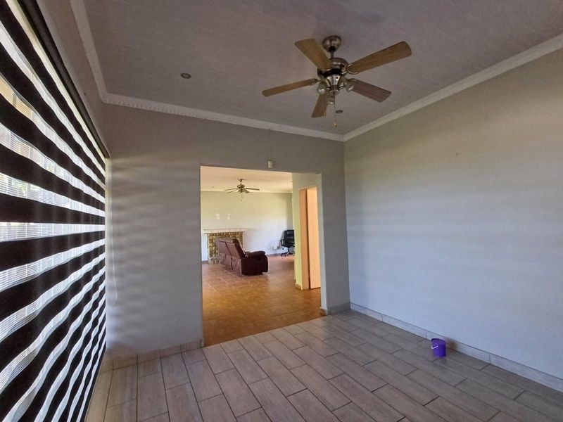 House For Sale in Meiringspark - Photo 9