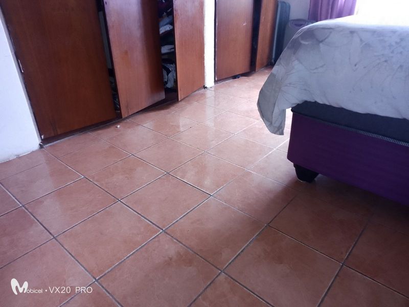 House For Sale in Motherwell - Photo 4