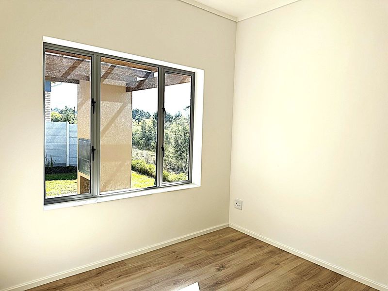 Townhouse For Sale in Hansmoeskraal AH - Photo 9