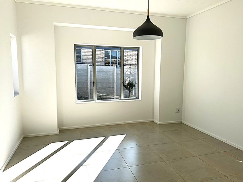 Townhouse For Sale in Hansmoeskraal AH - Photo 6