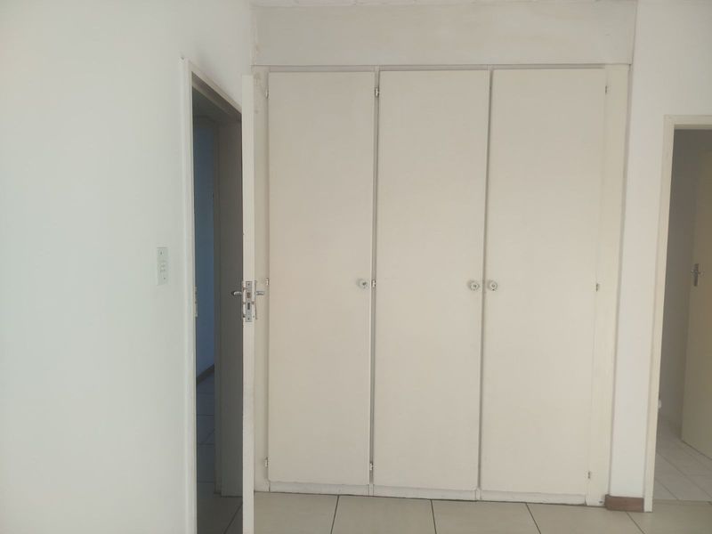 Apartment For Sale in Northgate - Photo 7