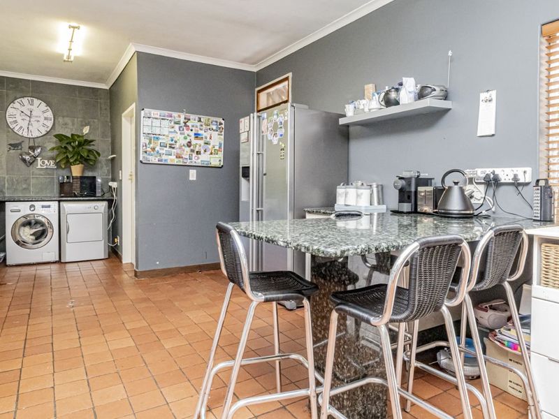 House For Sale in Malanshof - Photo 10