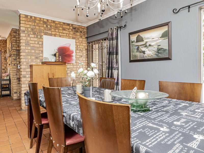 House For Sale in Malanshof - Photo 9