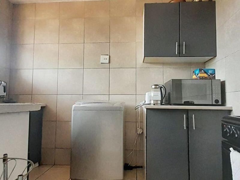 Apartment For Sale in Horizon View - Photo 4