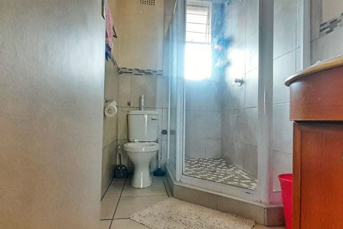 Apartment For Sale in Horizon View - Photo 5