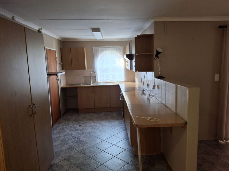 House For Sale in Annlin - Photo 7