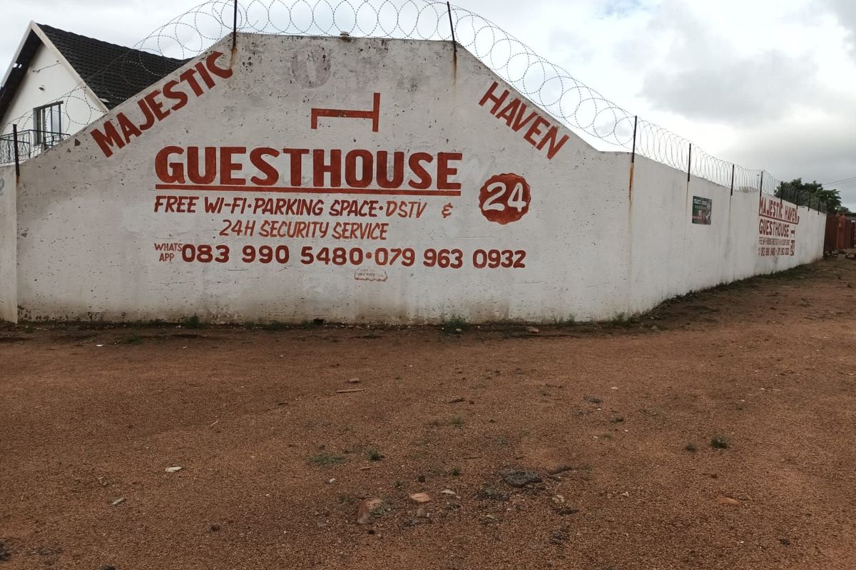 Guest House For Sale in Mabopane Unit A - Photo 5