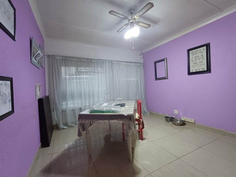 House For Sale in Meiringspark Ext 2 - Photo 9