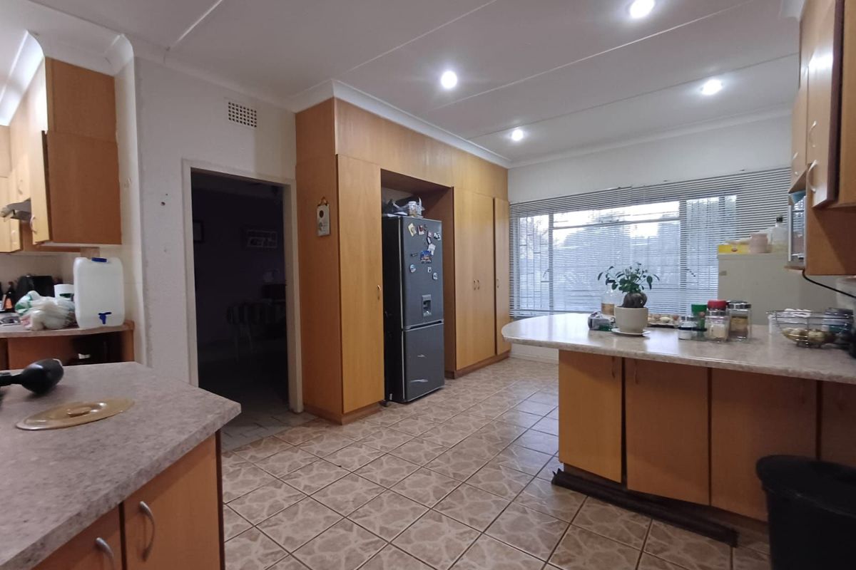 House For Sale in Meiringspark Ext 2 - Photo 5