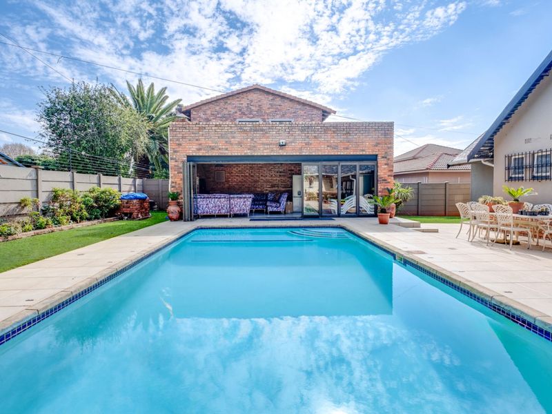 House For Sale in Florida Park - Photo 2