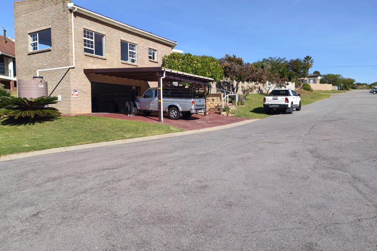 House For Sale in Dana Bay - Photo 3