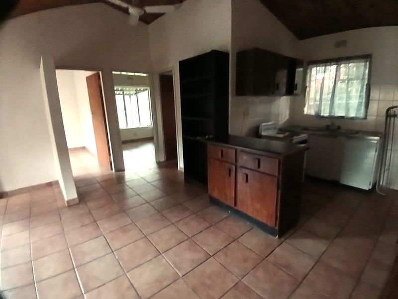 Townhouse For Sale in Bela Bela Central - Photo 7