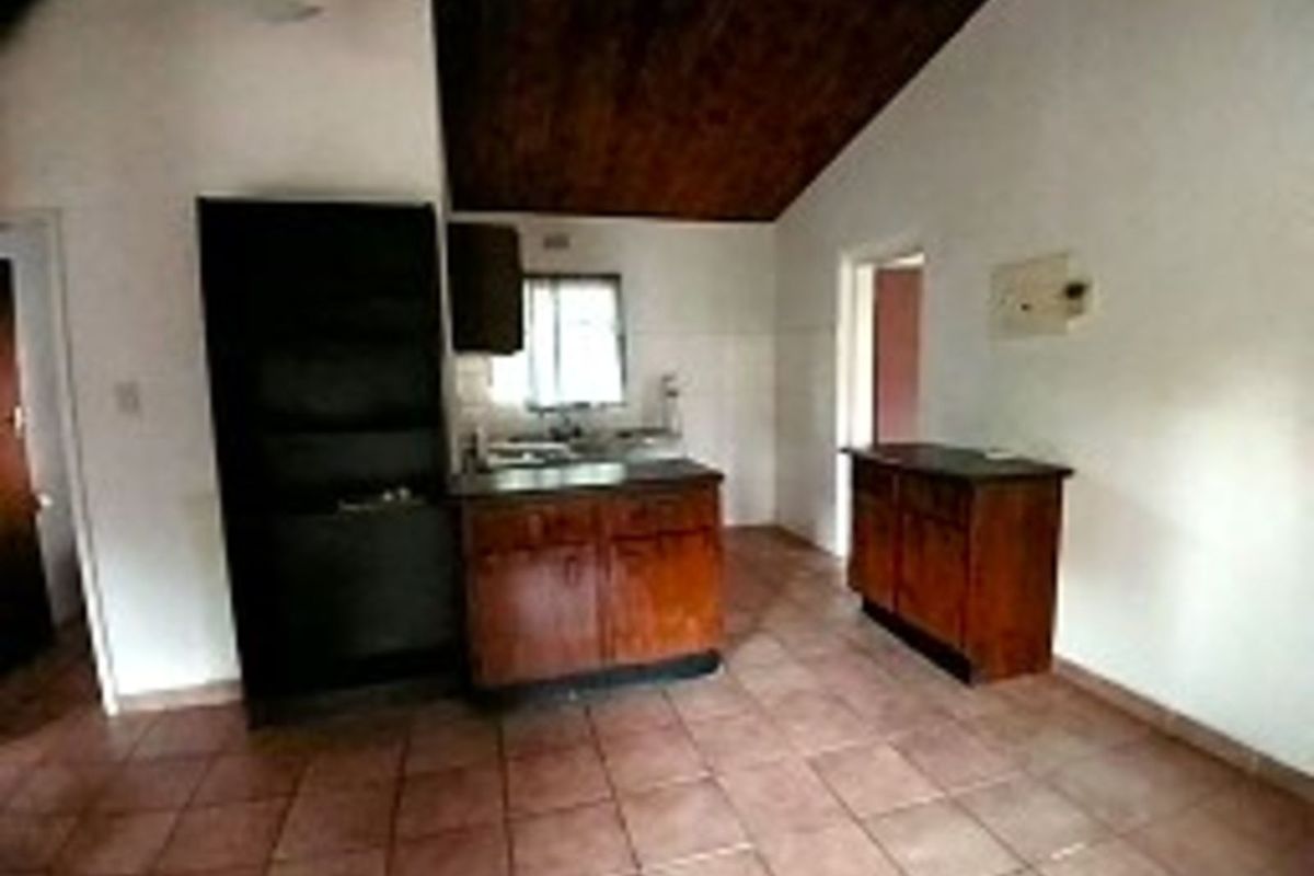 Townhouse For Sale in Bela Bela Central - Photo 5