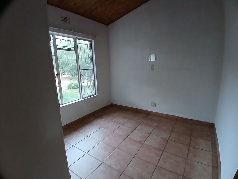 Townhouse For Sale in Bela Bela Central - Photo 8