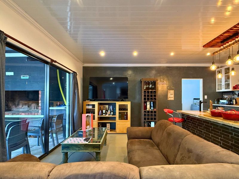 House For Sale in Franskraal - Photo 7