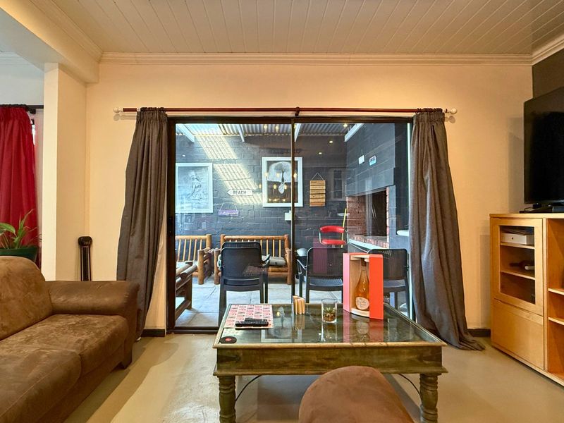 House For Sale in Franskraal - Photo 8