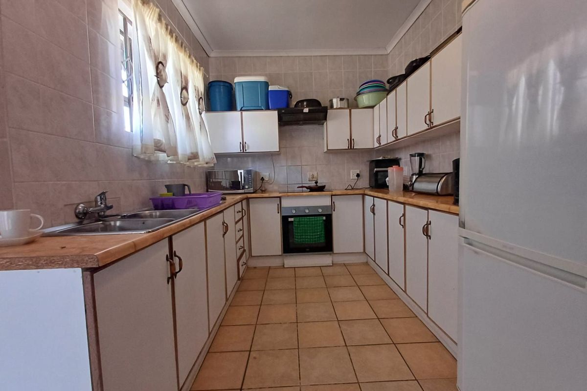 House For Sale in Stilfontein Central - Photo 5