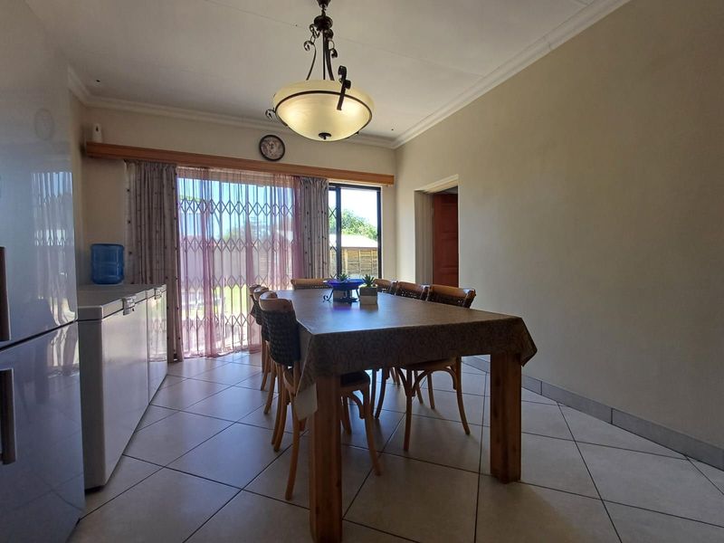 House For Sale in Stilfontein Ext 4 - Photo 9