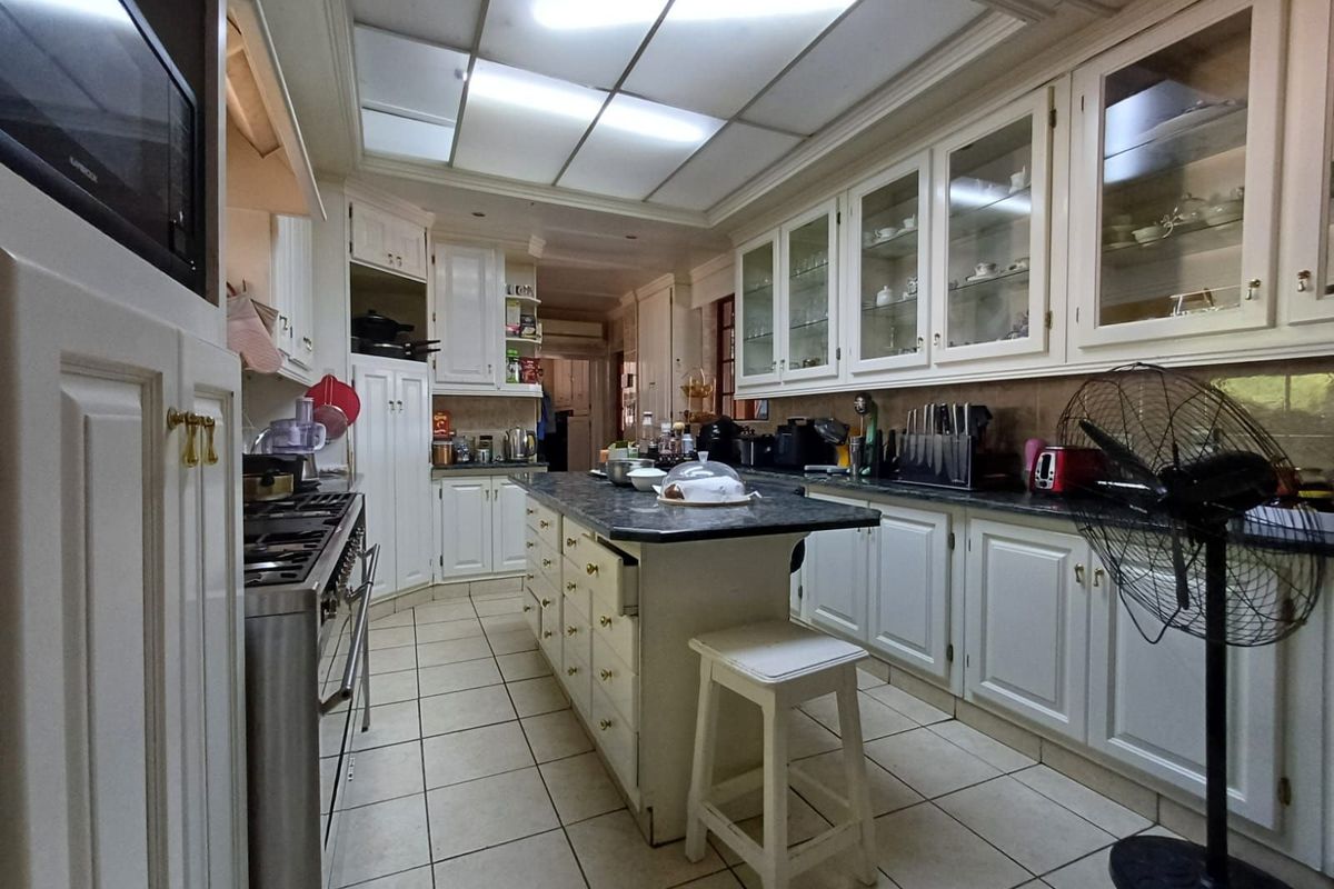 House For Sale in Stilfontein Ext 4 - Photo 5
