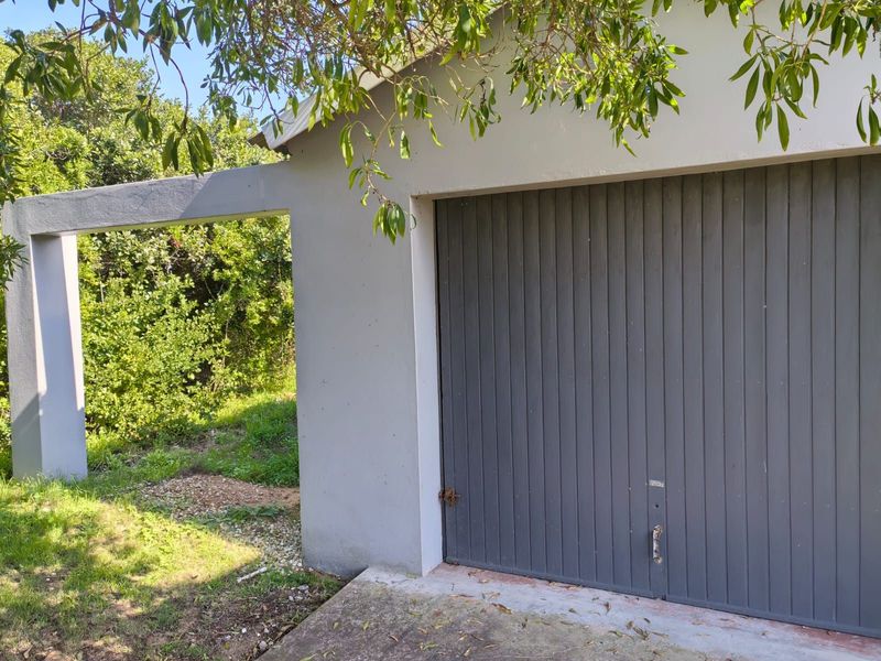 House For Sale in Gouritsmond Central - Photo 4