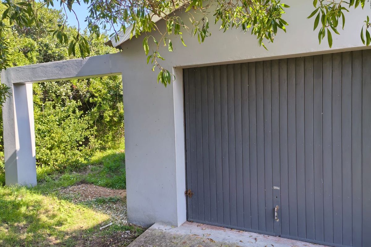 House For Sale in Gouritsmond Central - Photo 4